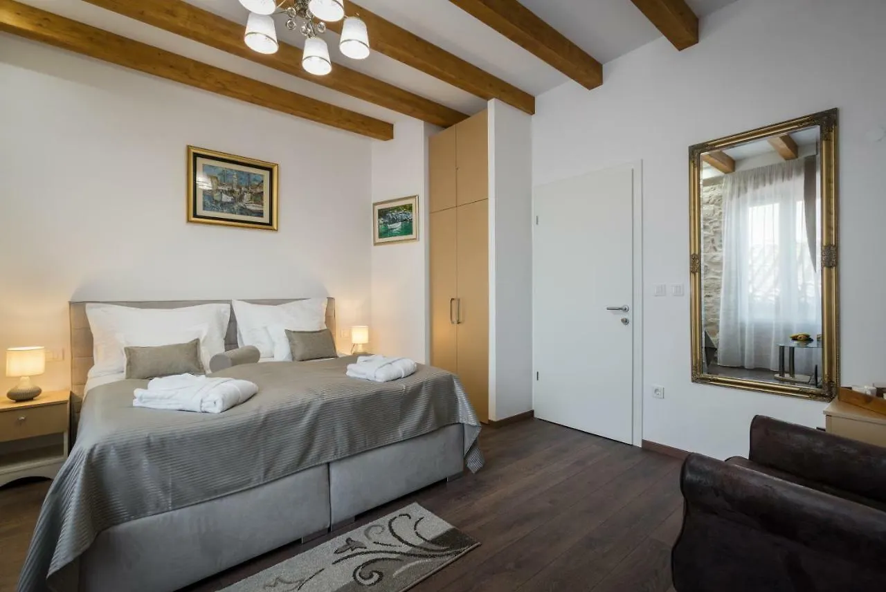 Bed & Breakfast Id Regal Residence Split